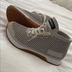 No bull mid-rise training shoes. Worn 3x